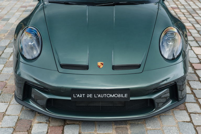 Porsche 992 GT3 Touring