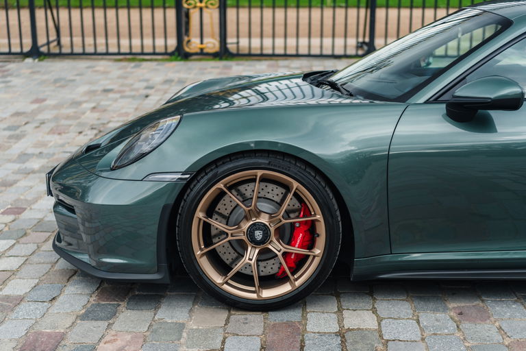 Porsche 992 GT3 Touring