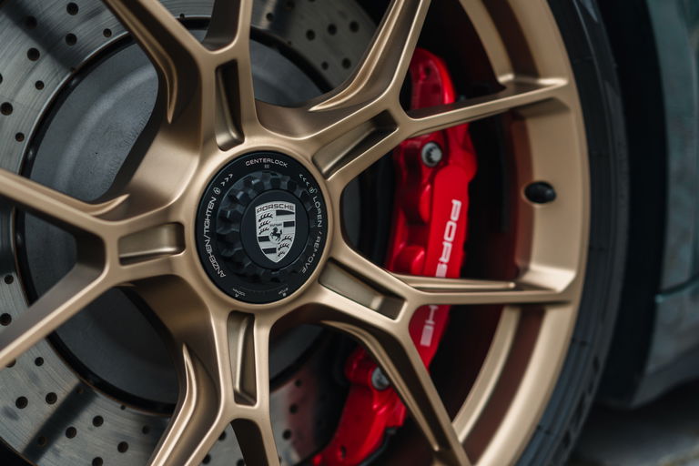 Porsche 992 GT3 Touring