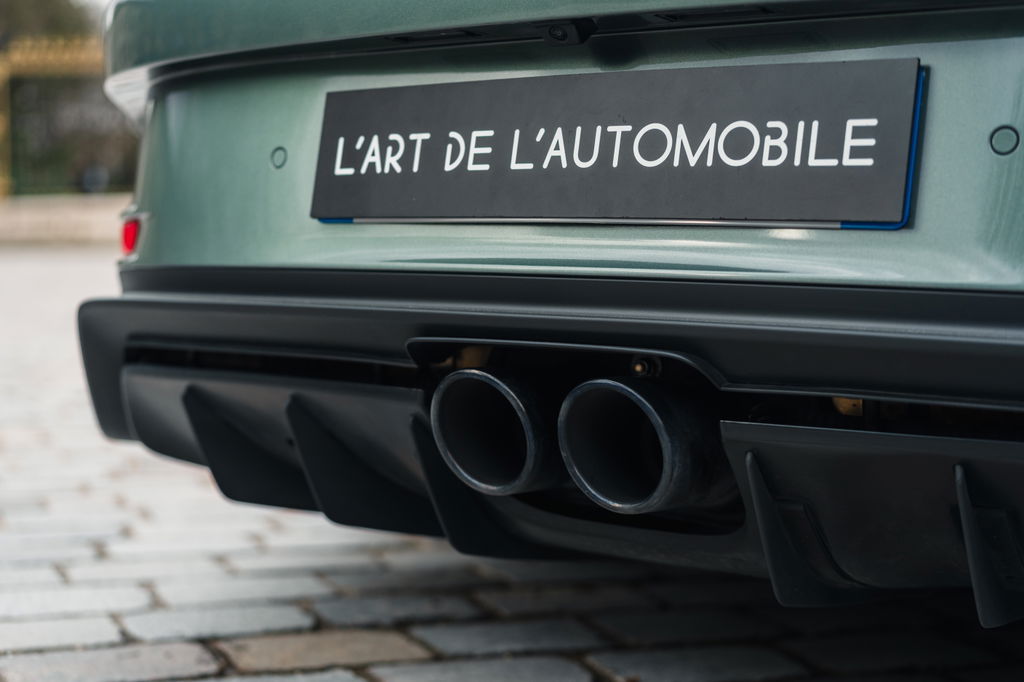 Porsche 992 GT3 Touring