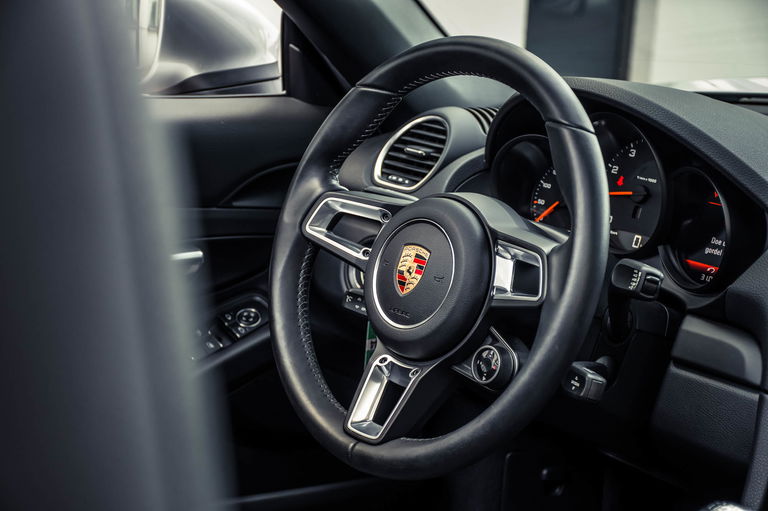Porsche 718 Boxster