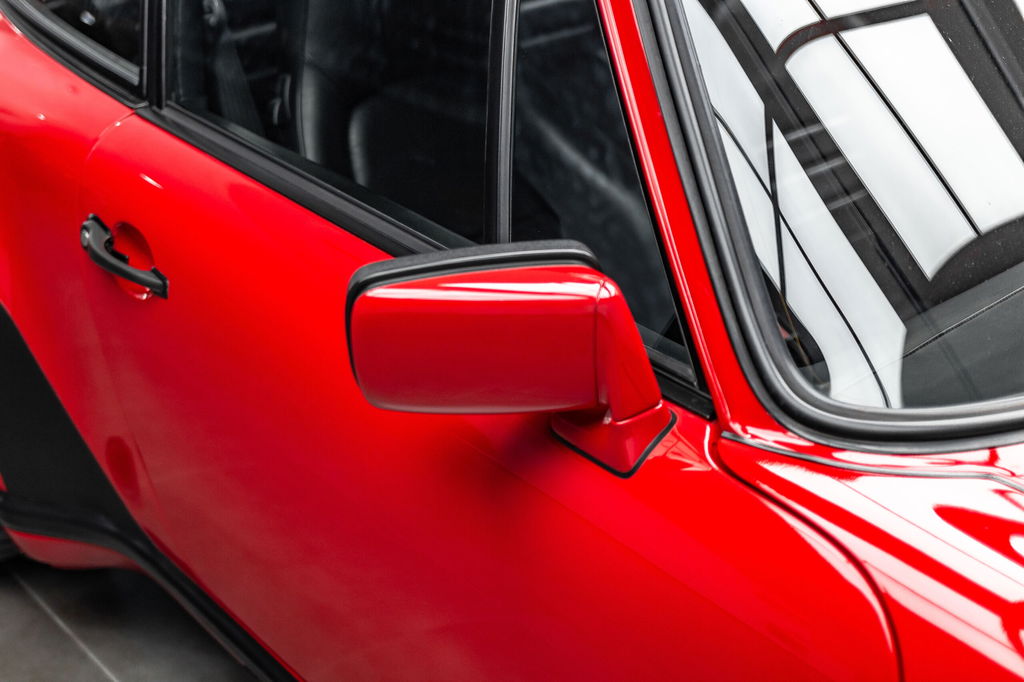 Porsche 911 Turbo 3.3