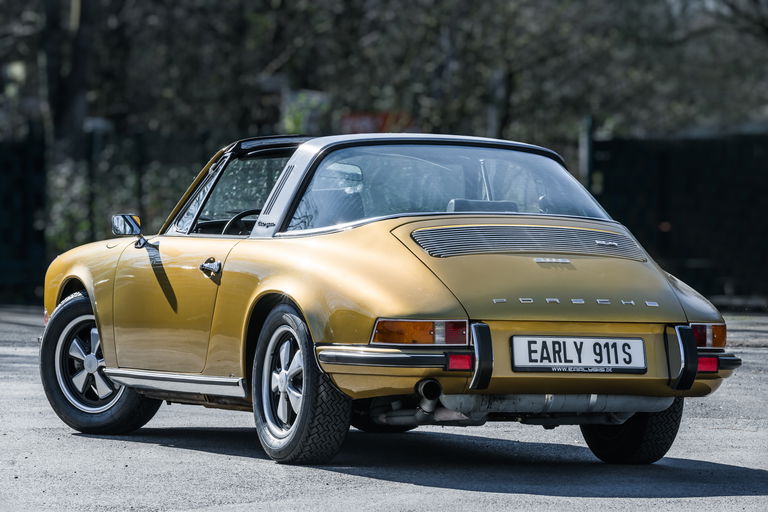 Porsche 911 S (F-Modell)