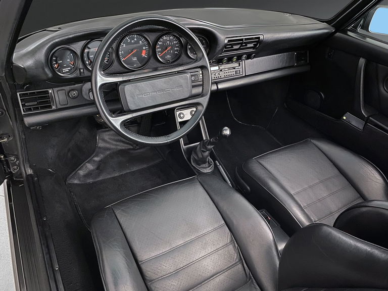 Porsche 911 Carrera 3.2