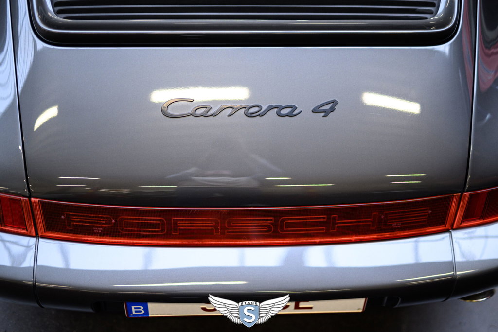 Porsche 964 Carrera 4