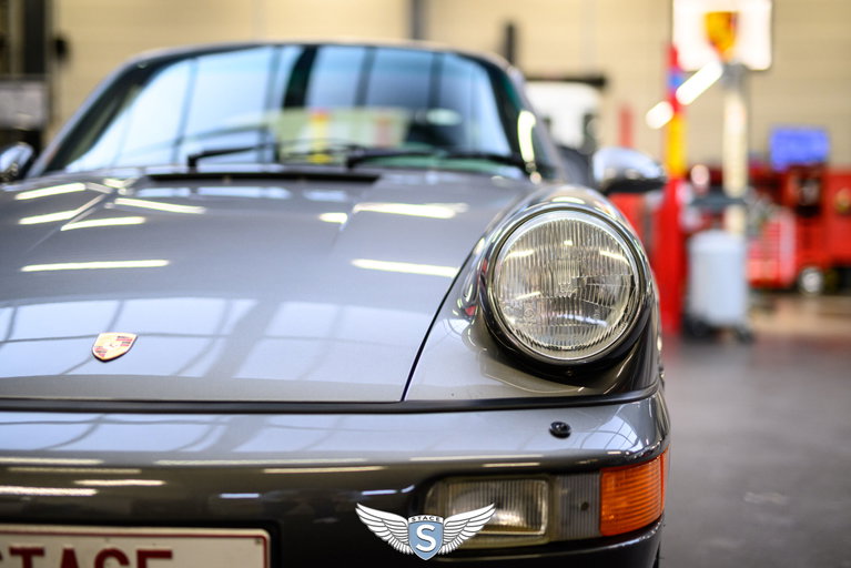 Porsche 964 Carrera 4