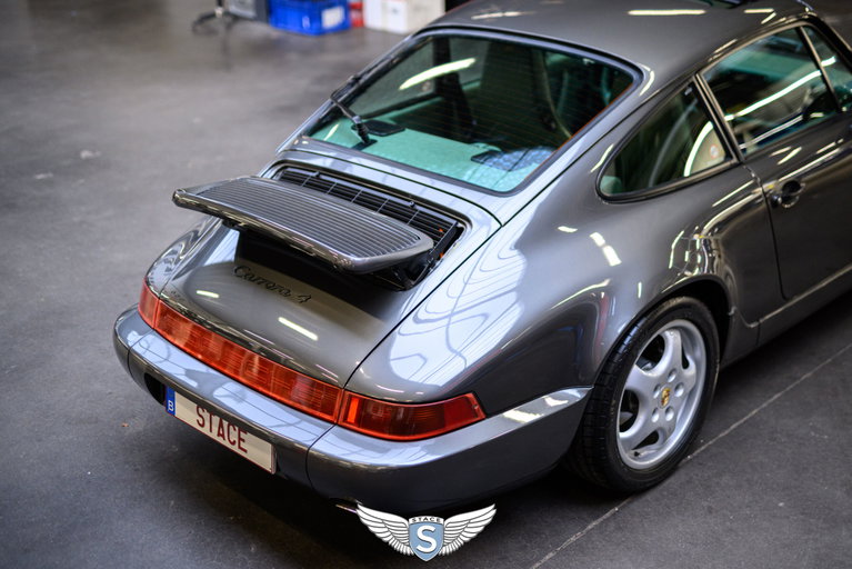 Porsche 964 Carrera 4