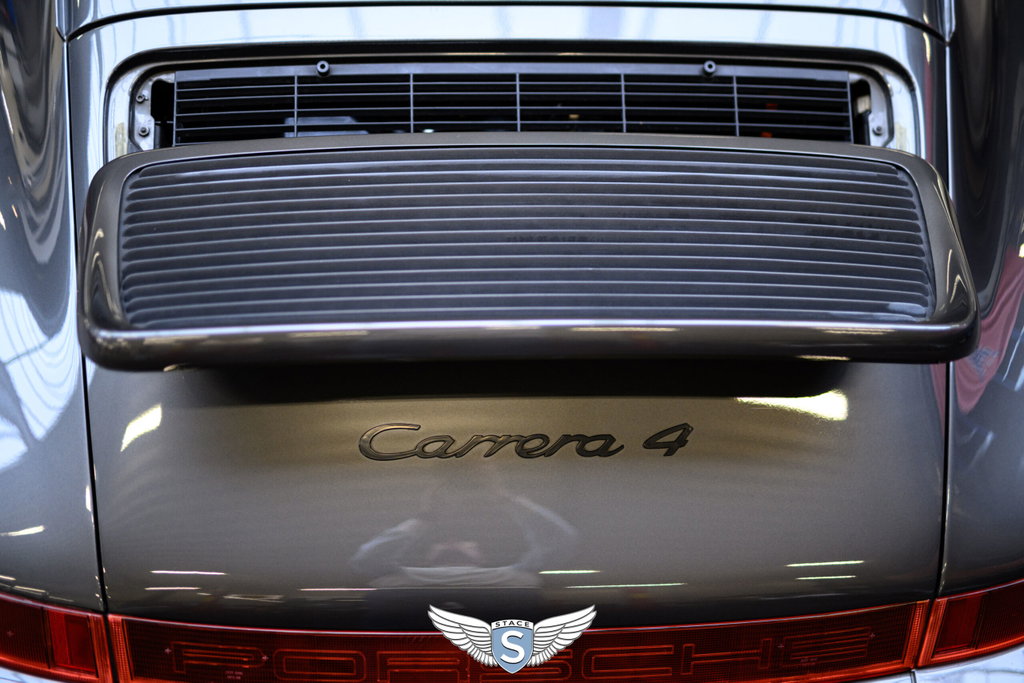 Porsche 964 Carrera 4
