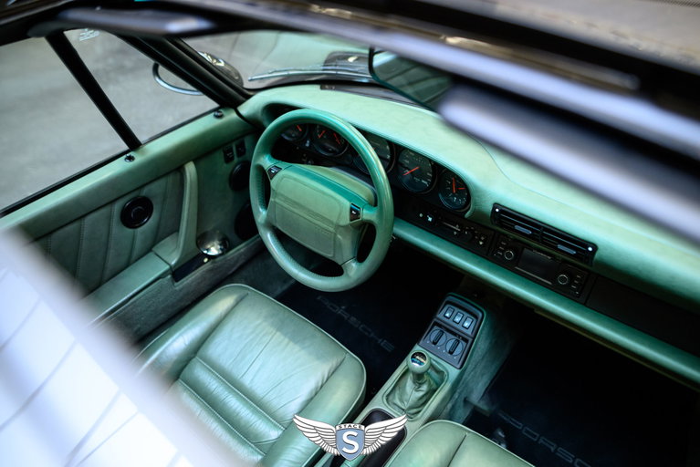 Porsche 964 Carrera 4