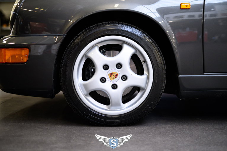 Porsche 964 Carrera 4
