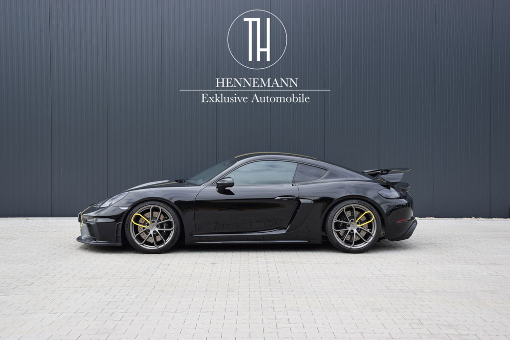 Porsche 718 Cayman GT4
