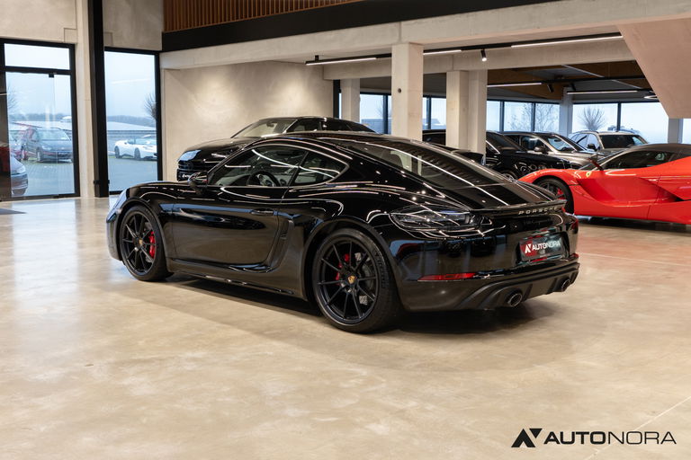 Porsche 718 Cayman GTS 4.0