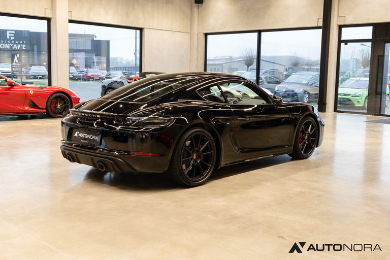 Porsche 718 Cayman GTS 4.0