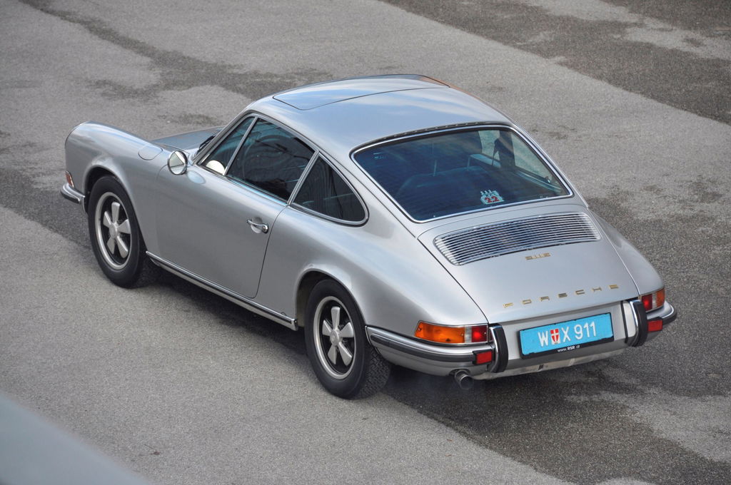 Porsche 911 S (F-Modell)