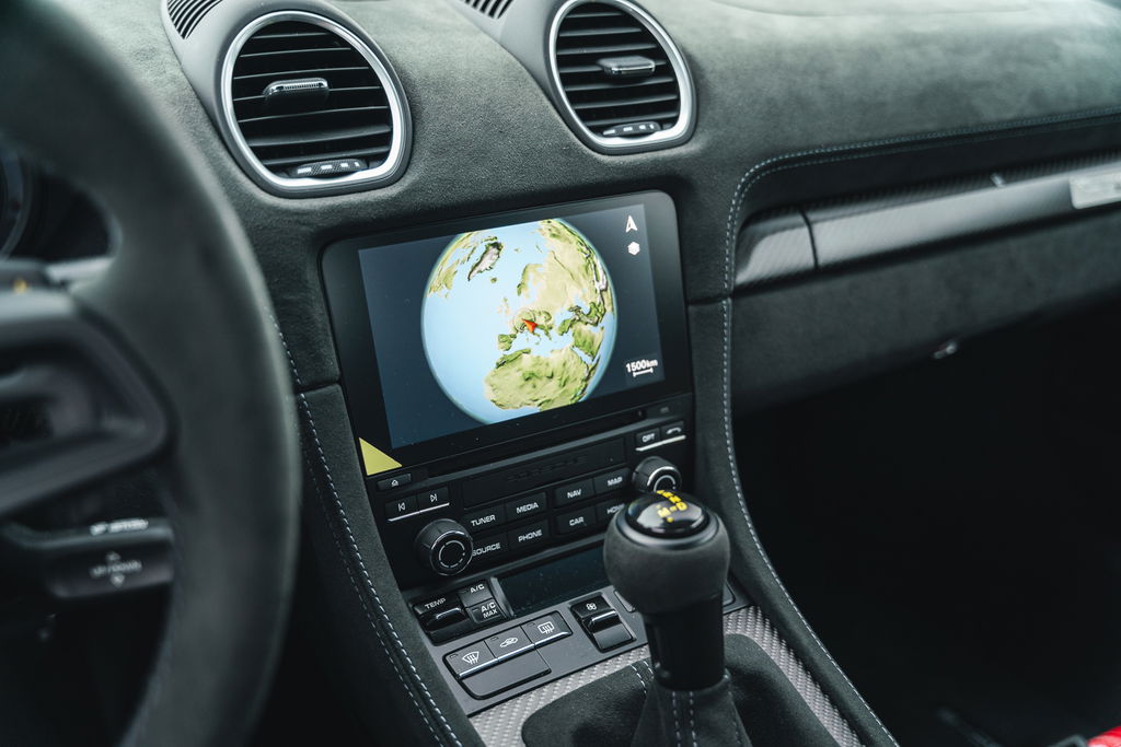 Porsche 718 Cayman GT4 RS