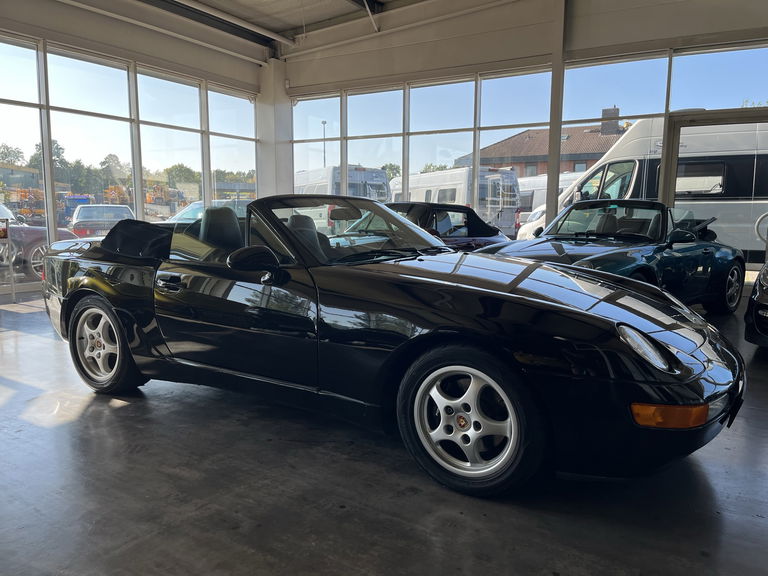 Porsche 968