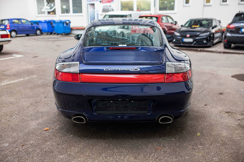 Porsche 996 Carrera 4S
