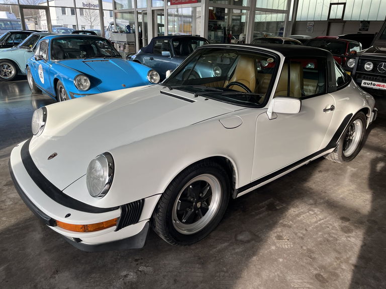 Porsche 911 Carrera 3.2