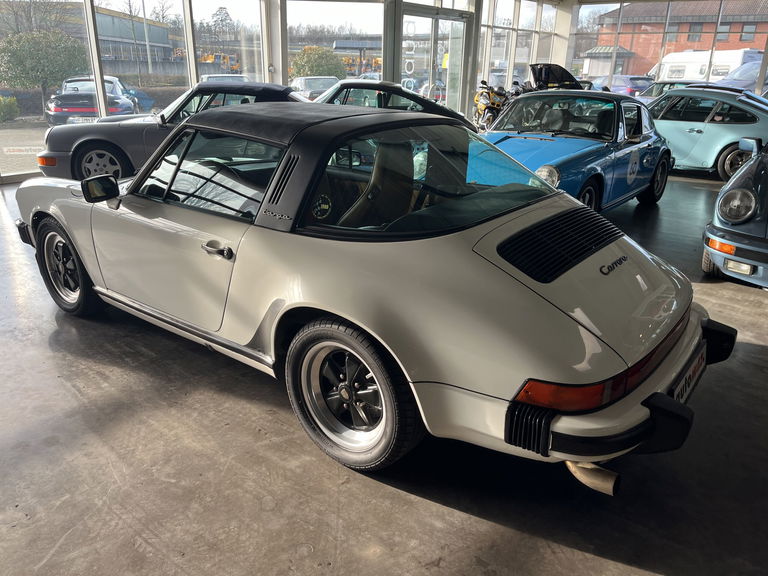 Porsche 911 Carrera 3.2