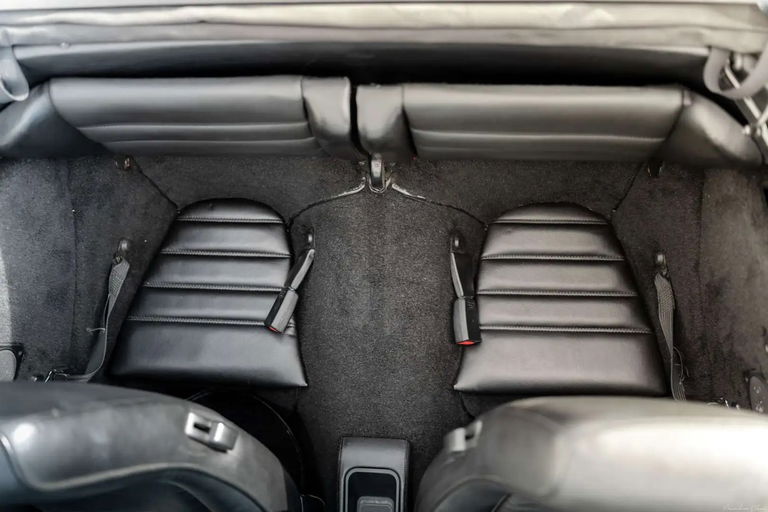 Porsche 964 Carrera 4