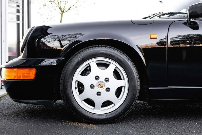 Porsche 964 Carrera 4