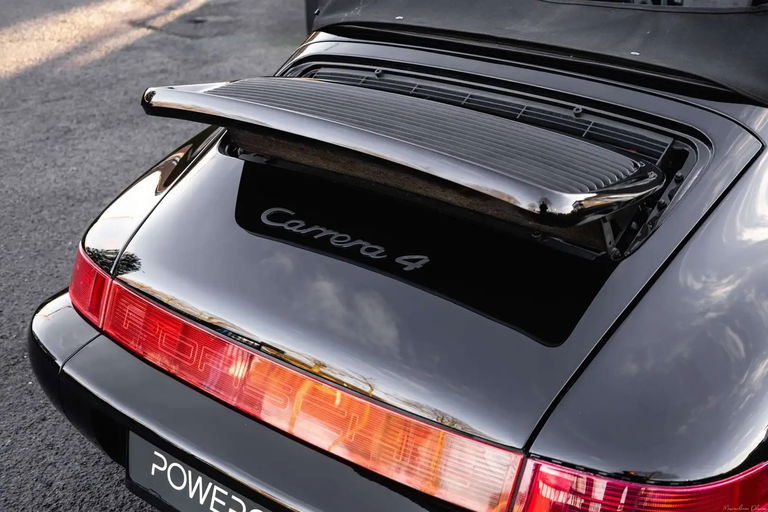 Porsche 964 Carrera 4