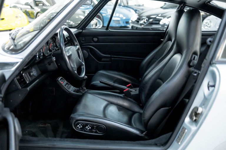 Porsche 993 Carrera