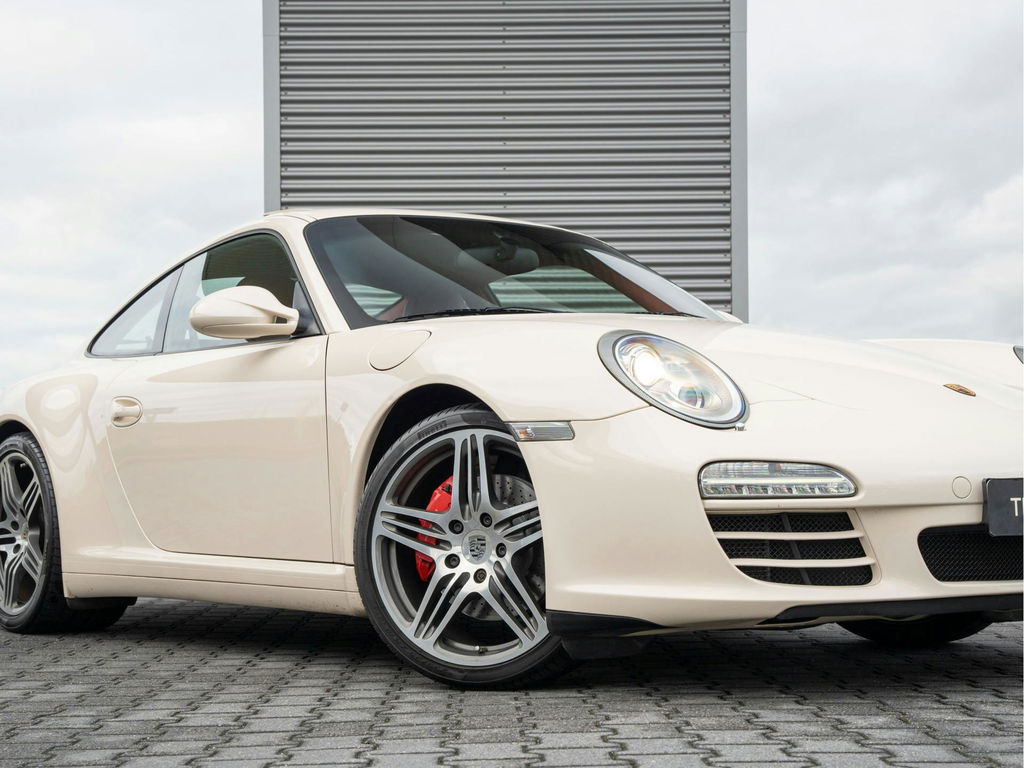 Porsche 997.2 Carrera 4S
