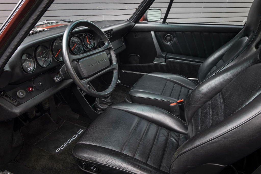 Porsche 911 Carrera 3.2