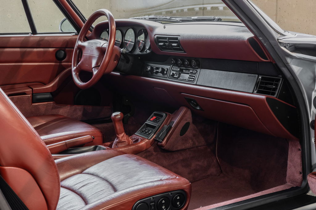 Porsche 993 Carrera 4