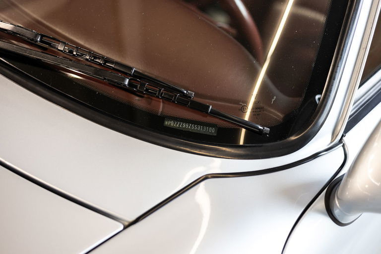 Porsche 993 Carrera 4