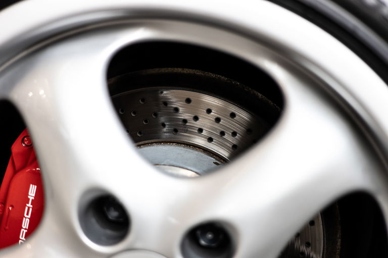 Porsche 993 Carrera 4