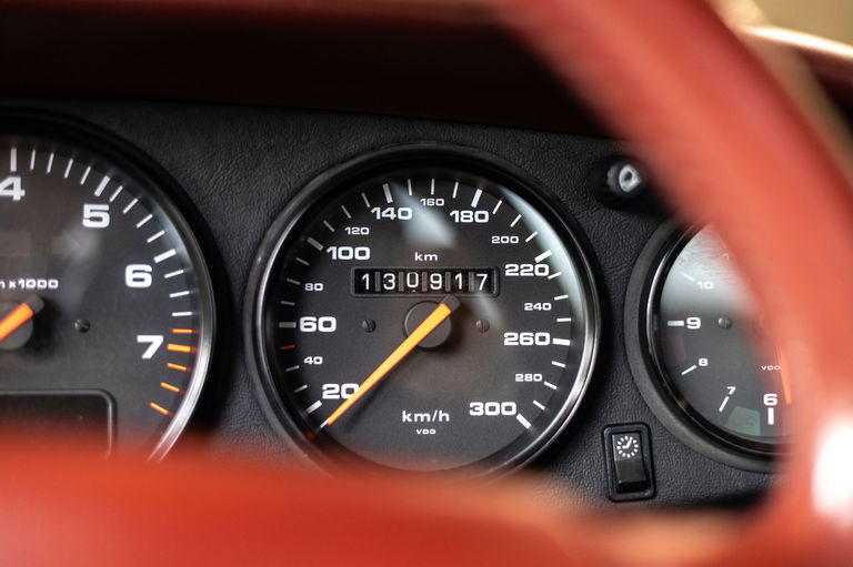 Porsche 993 Carrera 4