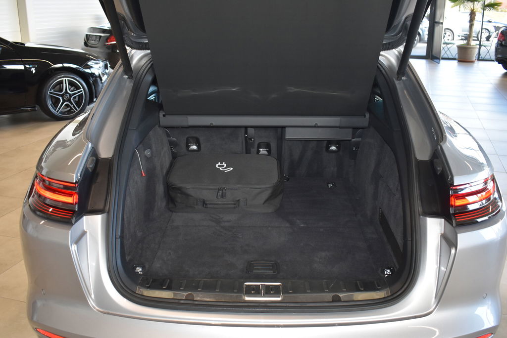 Porsche Panamera 4 E-Hybrid