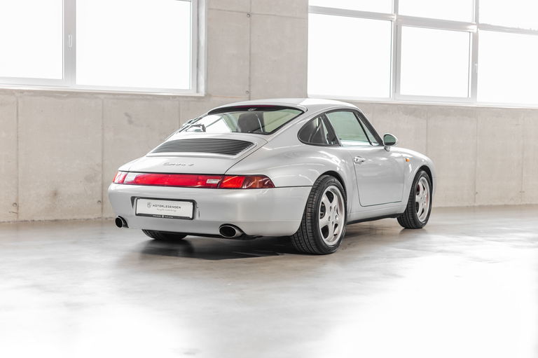 Porsche 993 Carrera 4