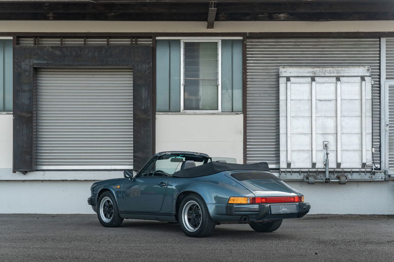 Porsche 911 Carrera 3.2