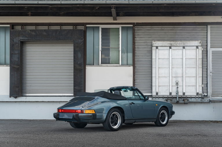 Porsche 911 Carrera 3.2