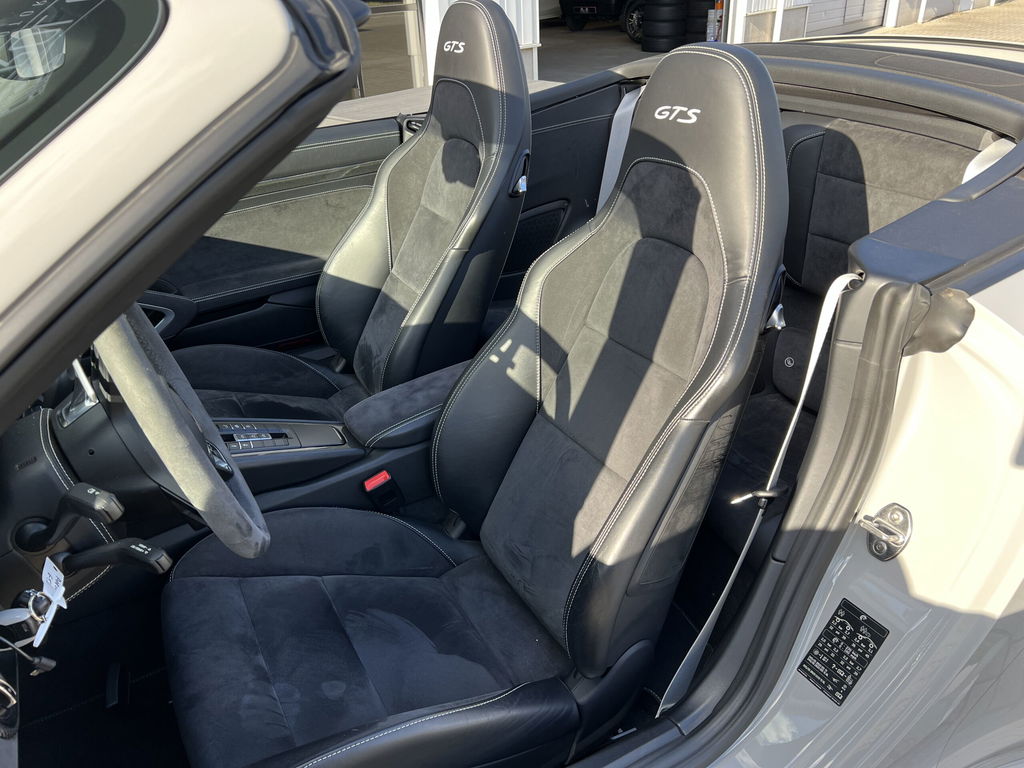 Porsche 991.2 Carrera 4 GTS