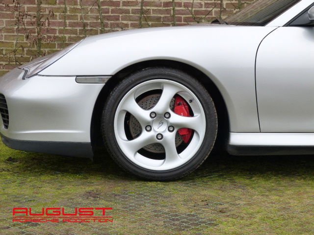 Porsche 996 Carrera 4S