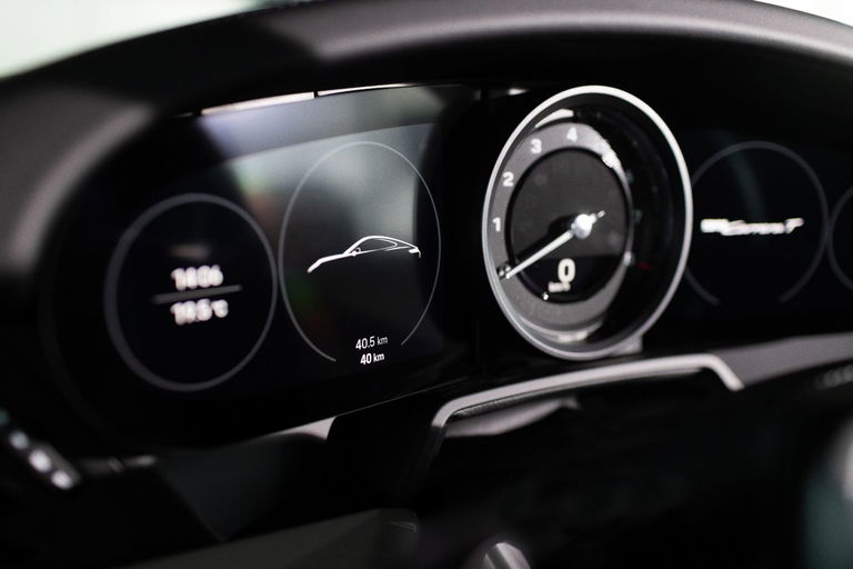 Porsche 992 Carrera T