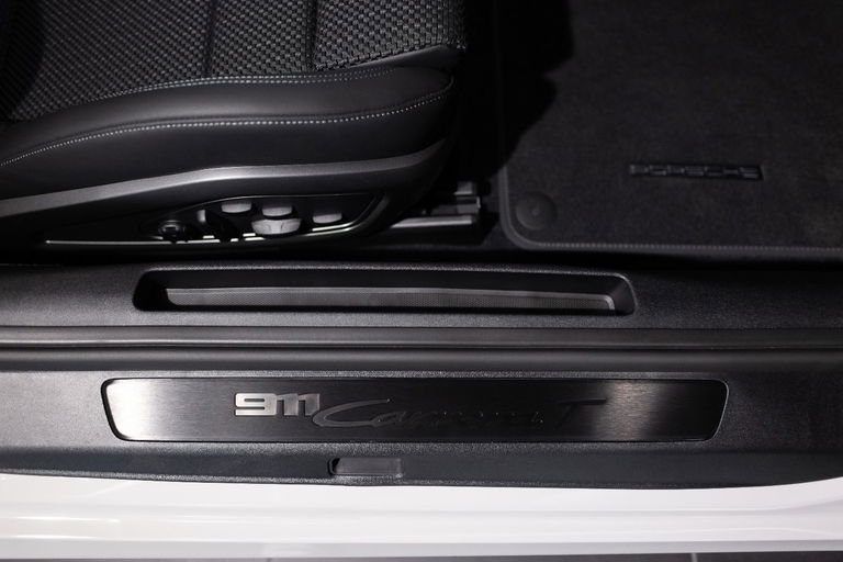 Porsche 992 Carrera T