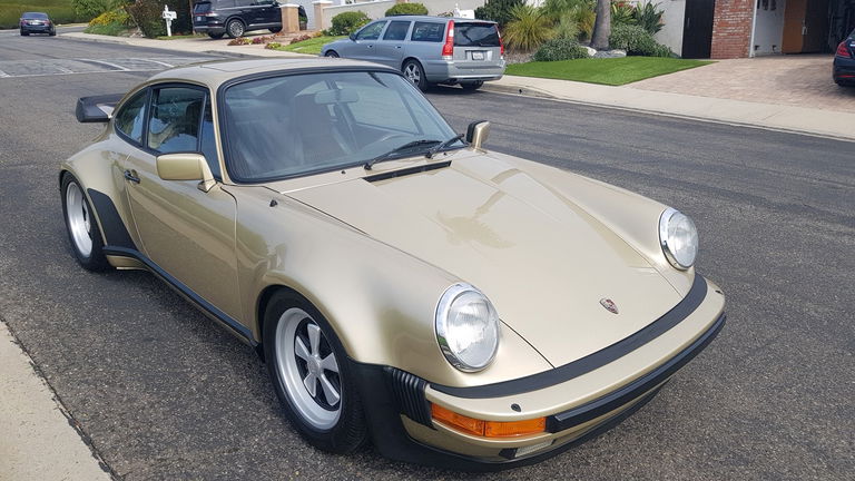 Porsche 911 Carrera 3.2 WTL