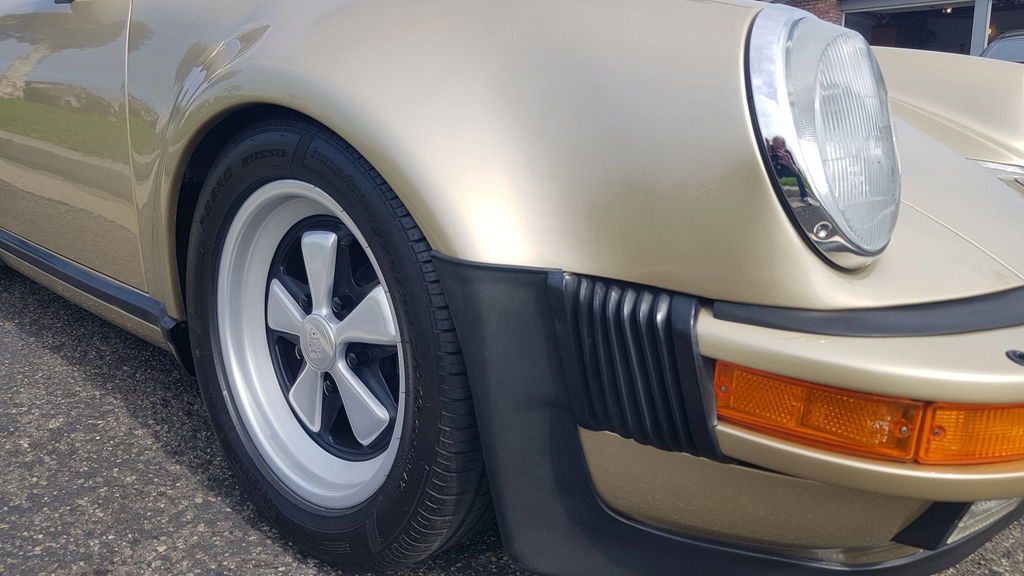 Porsche 911 Carrera 3.2 WTL