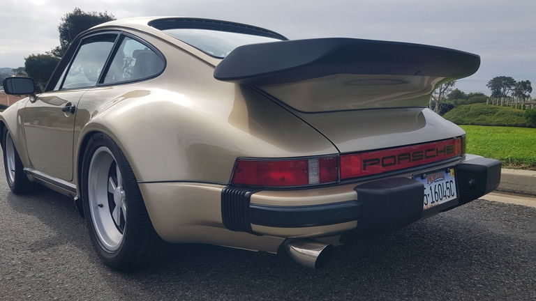 Porsche 911 Carrera 3.2 WTL