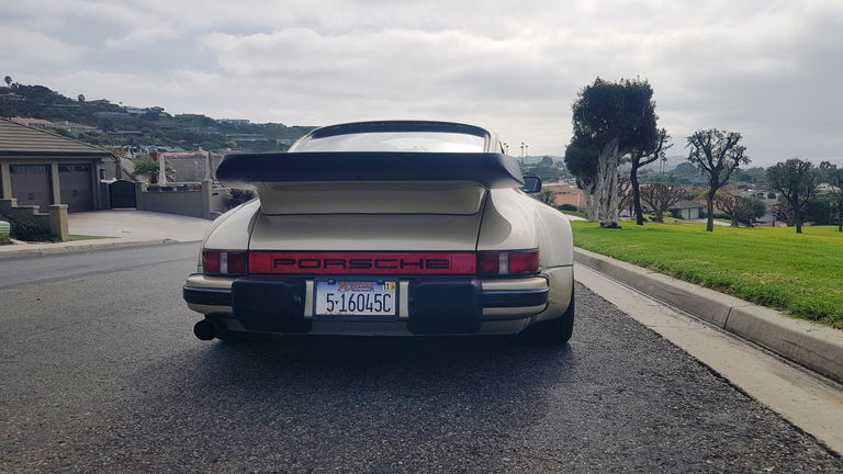 Porsche 911 Carrera 3.2 WTL