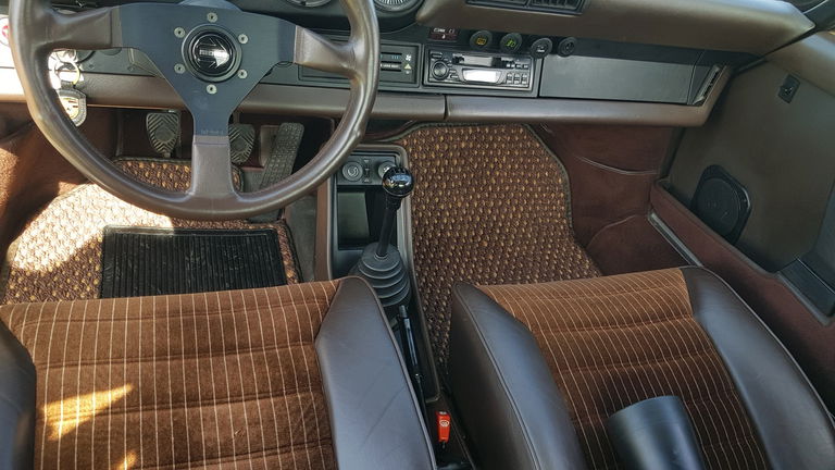 Porsche 911 Carrera 3.2 WTL