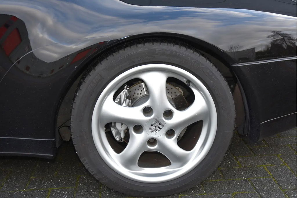 Porsche 993 Carrera 4