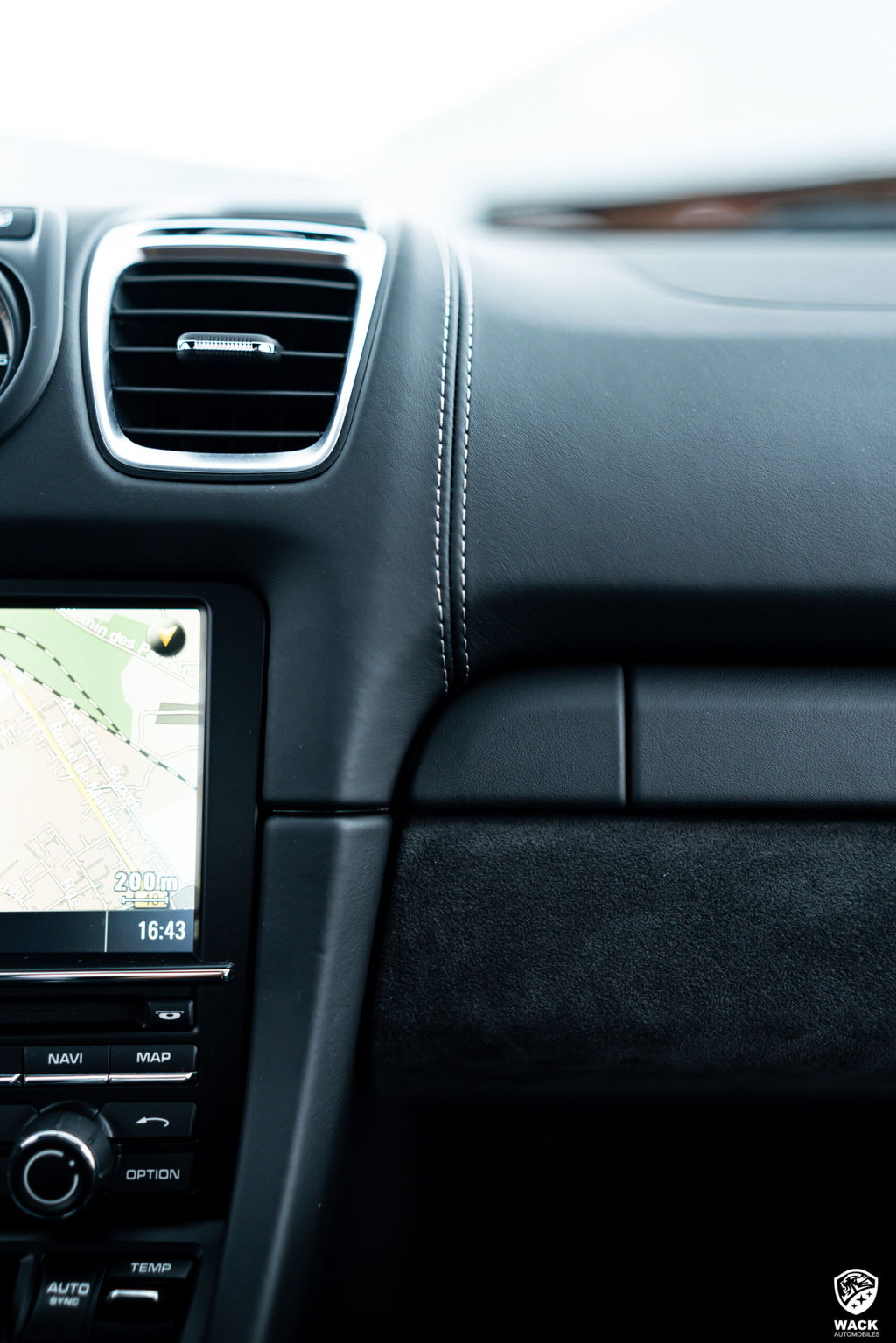 Porsche 981 Cayman GT4