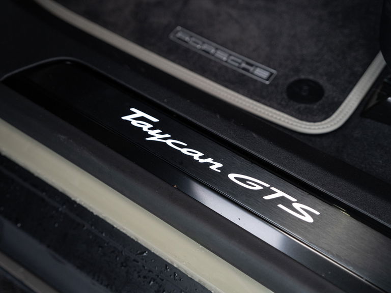 Porsche Taycan GTS