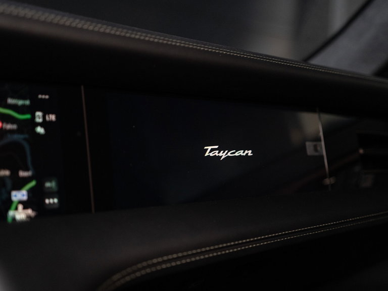 Porsche Taycan GTS